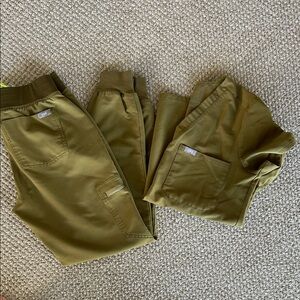 Figs Olive Green Scrub Set